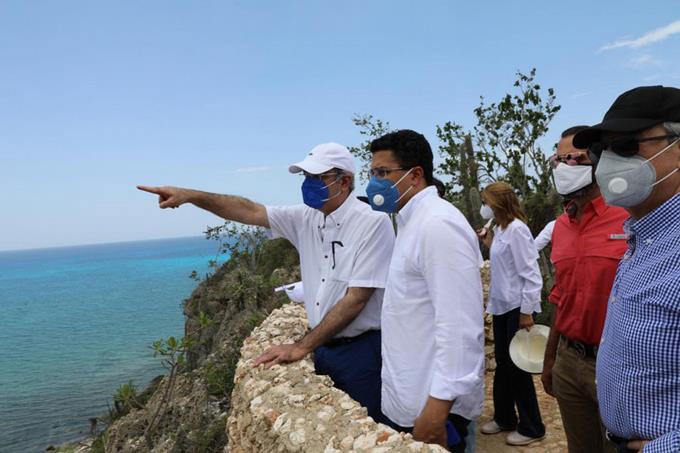 Arranca Pedernales Abinader dará hoy primer picazo para obras turismo