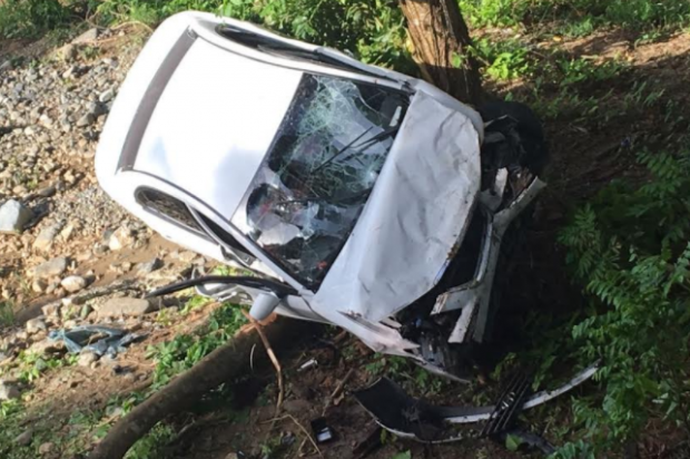 Murió Una Mujer Y Otras Cuatro Personas Quedaron Heridas En Accidente ...