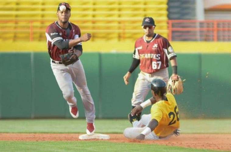 Empieza hoy serie final 7-4 entre Águilas contra Gigantes – El Granero del  Sur