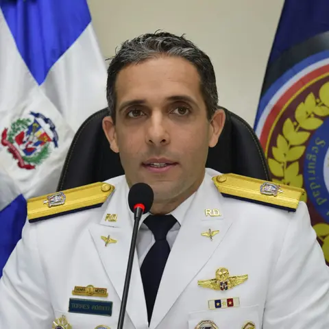 Ex general Torres Robiou seguirá preso en su casa y con grilletes – El ...