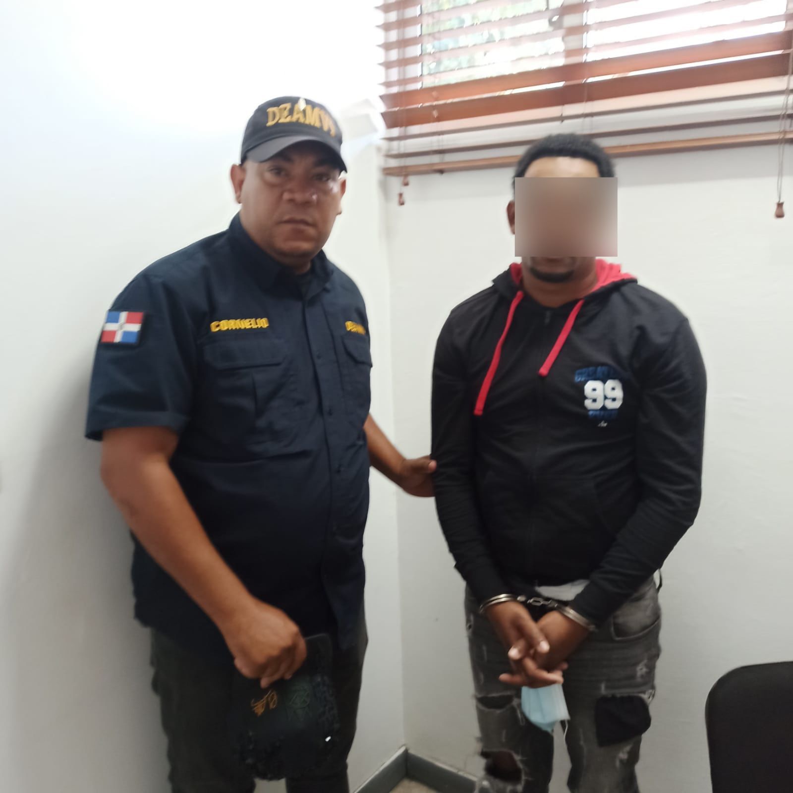 En La Vega apresan hombre acusado de disparar y herir a su pareja – El ...