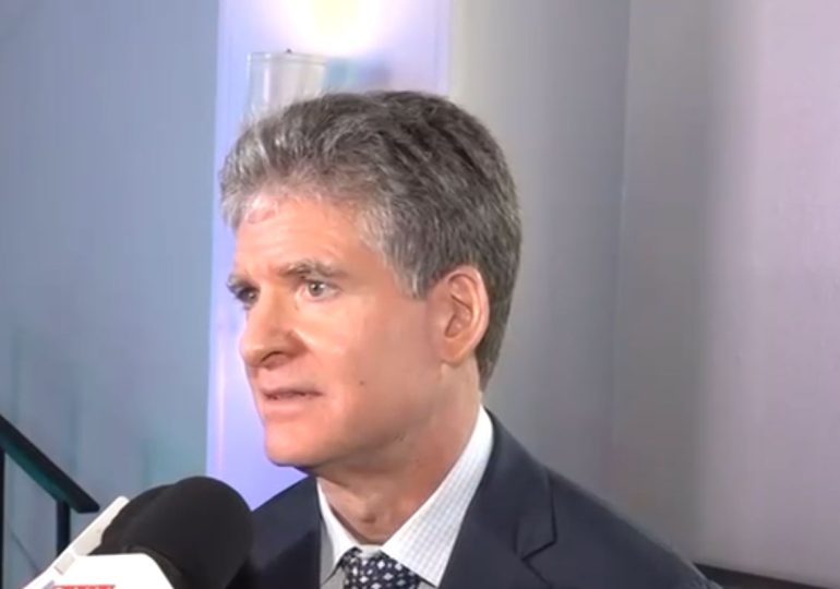 Jose-A.-Corripio-respalda-indexacion-salarial-propuesta-por-Omar-Fernandez-770x540