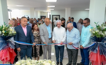 Ricardo de los Santos resalta consolidación de FENATRADO durante inauguración de nuevo local de UNATRAFURA