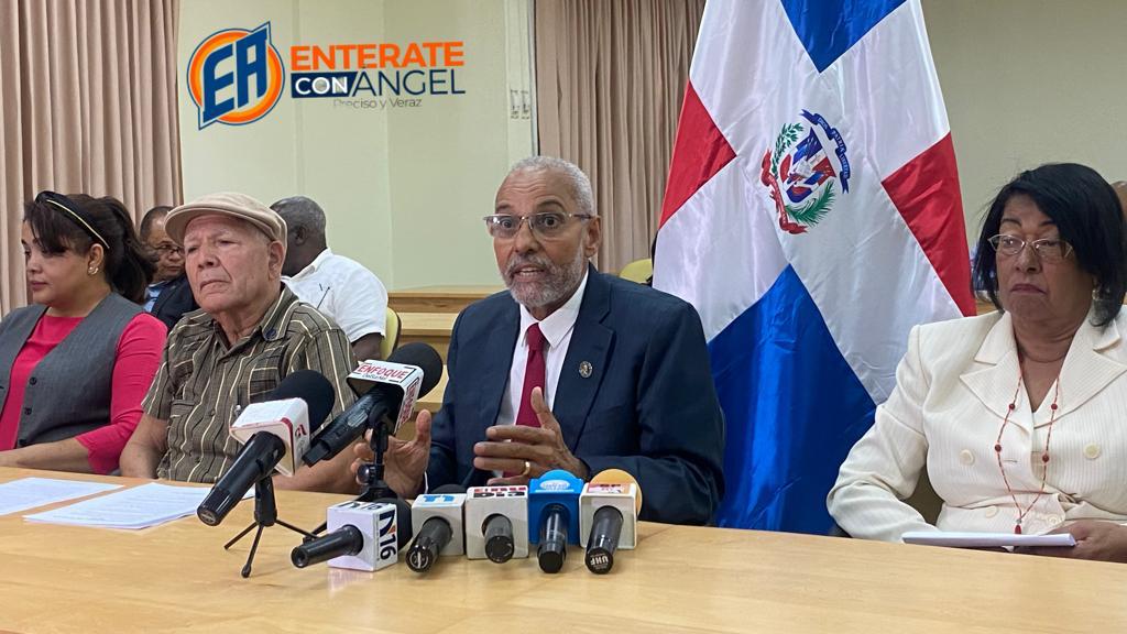 “La patria está en peligro” asegura centro Duartiano en San Juan.