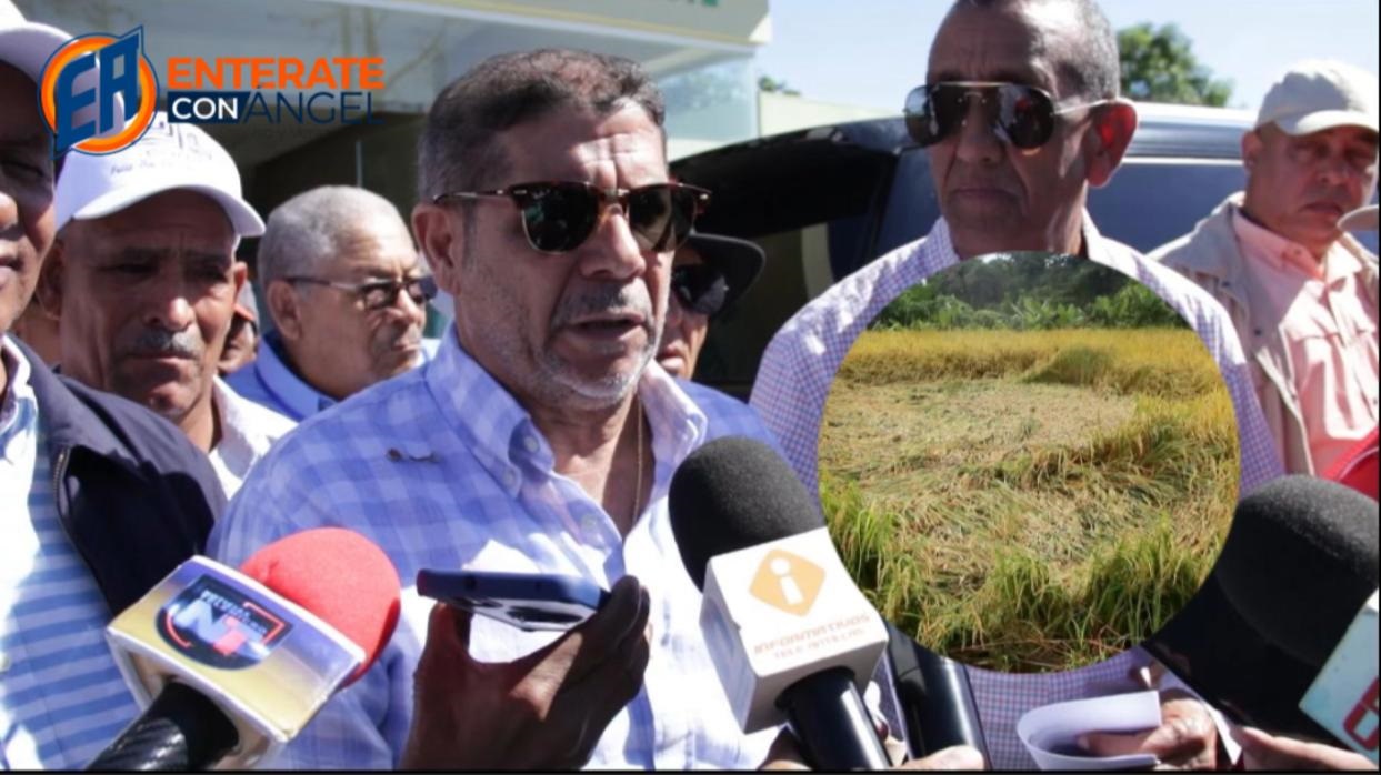 Ministro de agricultura inspecciona daños dejados por lluvias en San Juan