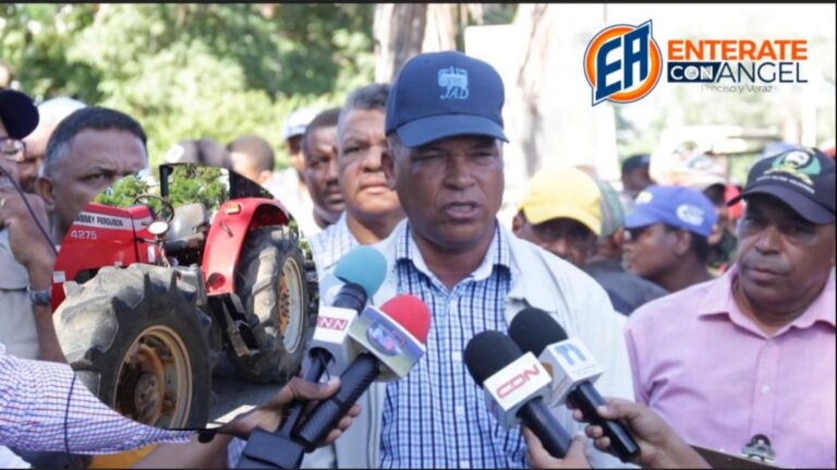 Tractoristas de San Juan exigen al gobierno pagar deuda de RD$300 millones