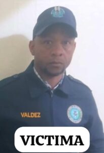 Fernelis Valdez, oficial